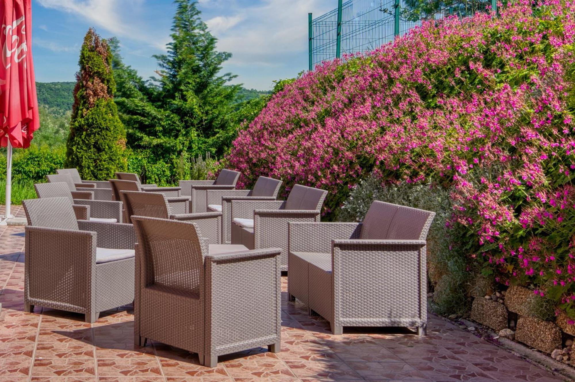 Hotel Bellevue Естергом Екстериор снимка